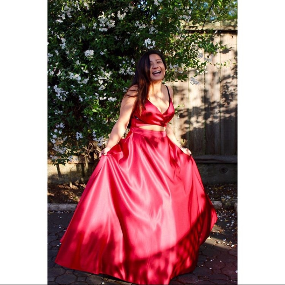 Red Prom Dress - Picture 2 of 6
